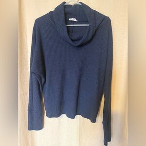 Korye Sweater, Women’s size Medium Navy Blue Waffle Knit Lightweight Sweater